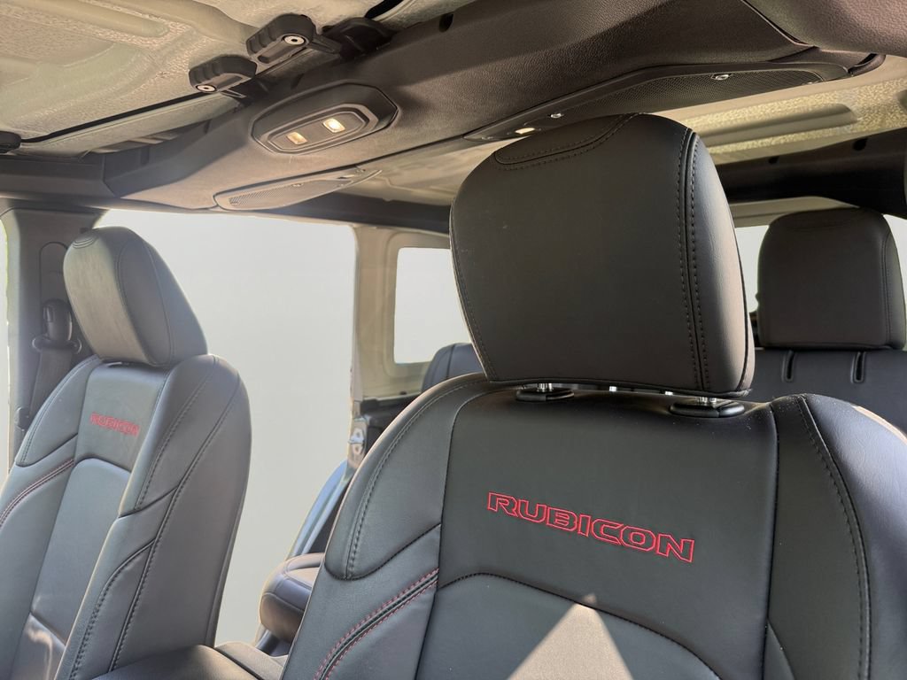 Used 2026 Jeep Wrangler Unlimited Rubicon AWD/4WD image 23
