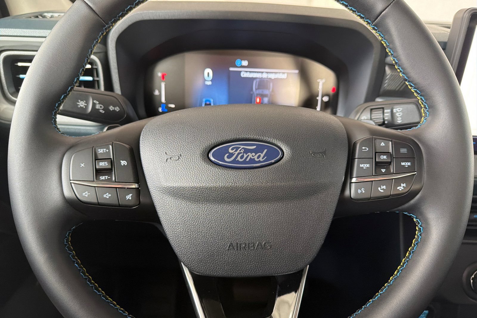 New 2026 Ford Maverick Lobo AWD/4WD image 24