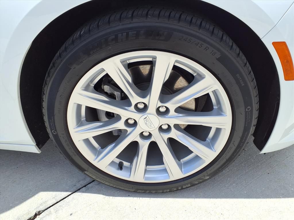 Used 2023 Cadillac CT5 Luxury RWD image 7
