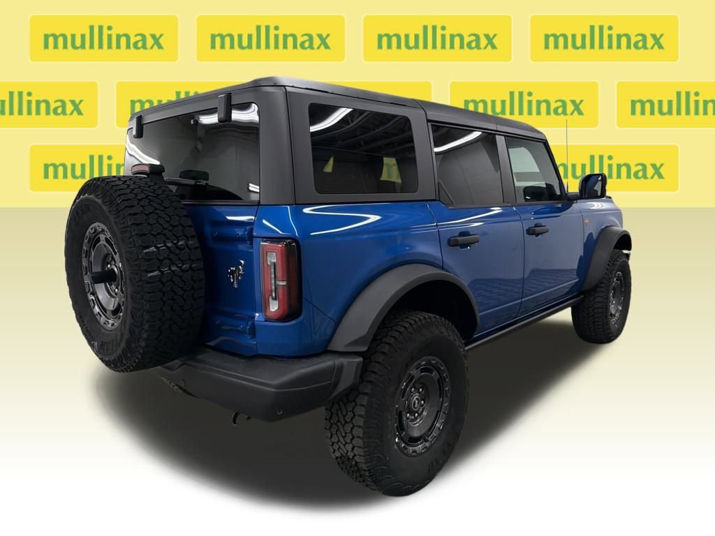 New 2025 Ford Bronco Badlands image 3