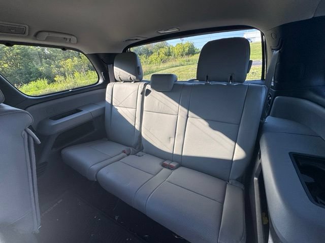 Used 2020 Toyota Sequoia Platinum AWD/4WD image 21
