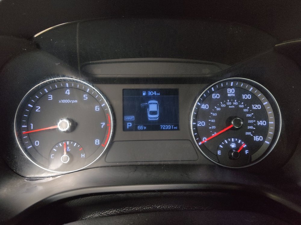 Used 2020 Kia Forte LXS FWD image 23