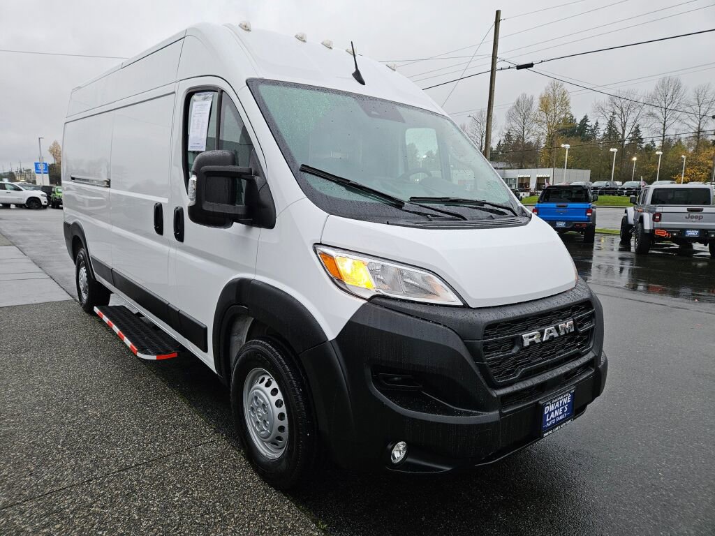 Used 2025 RAM ProMaster 2500 w/ Convenience Group image 6