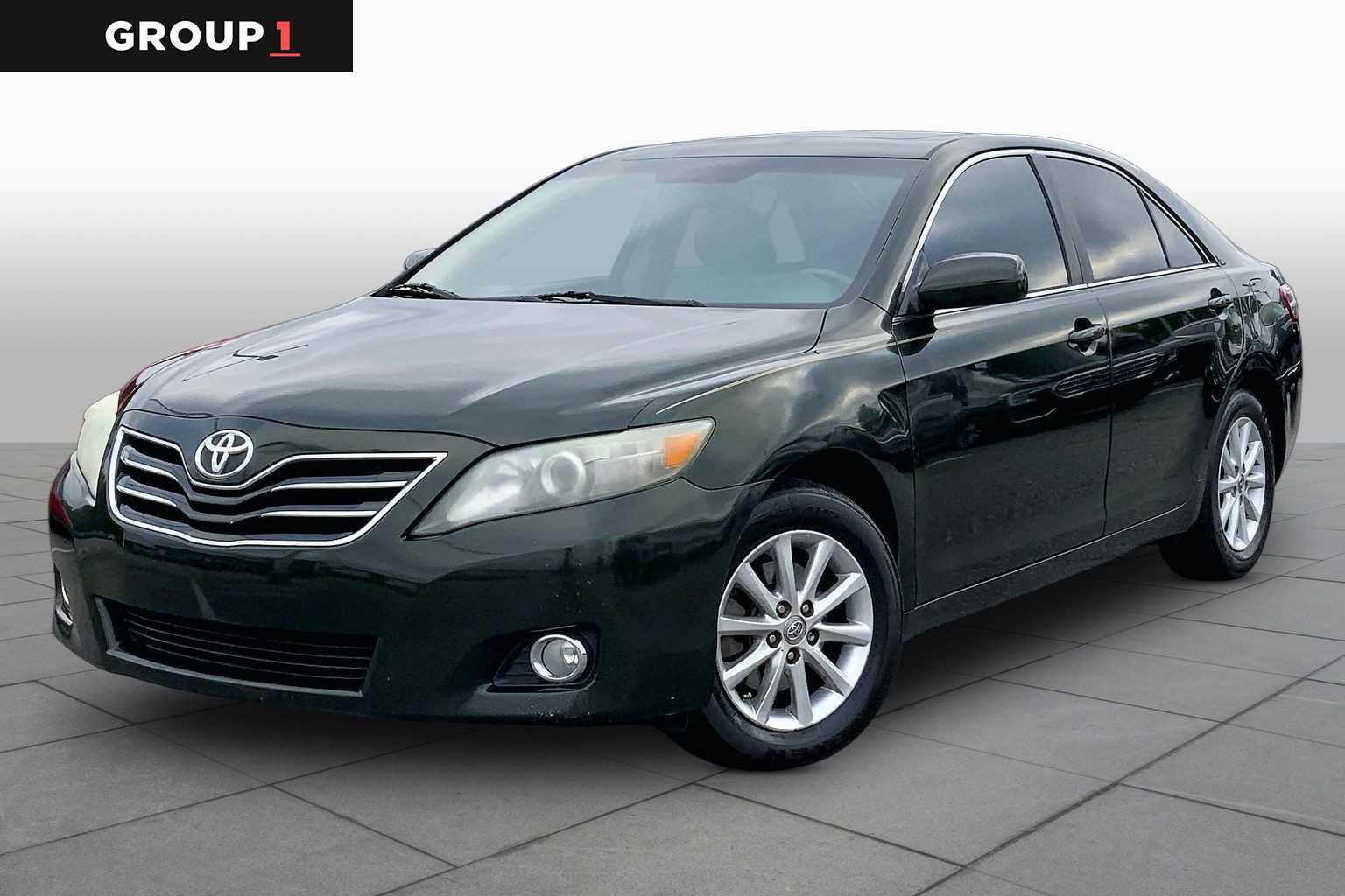 Used 2011 Toyota Camry XLE w/ XLE Extra-Value Pkg #1 FWD image 1