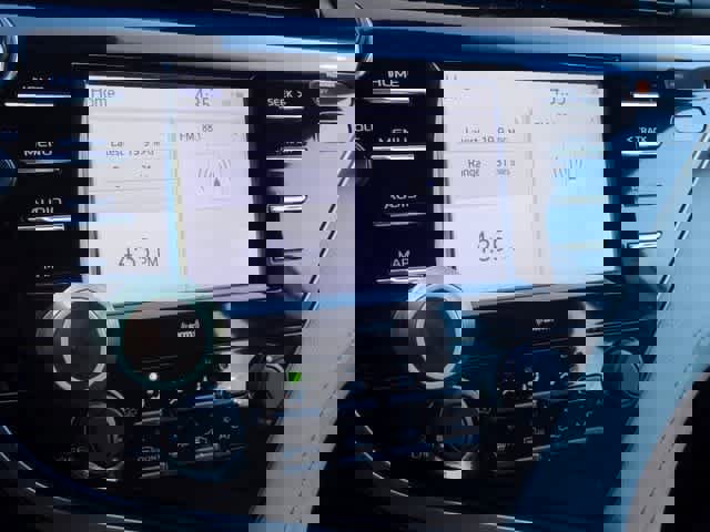 Used 2020 Toyota Camry LE w/ Convenience Package image 20