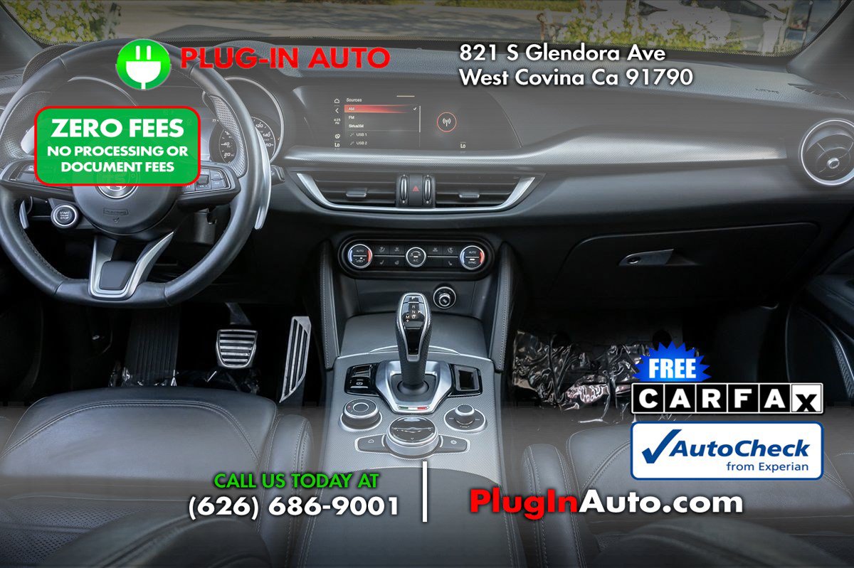 Used 2022 Alfa Romeo Stelvio Veloce AWD/4WD image 16