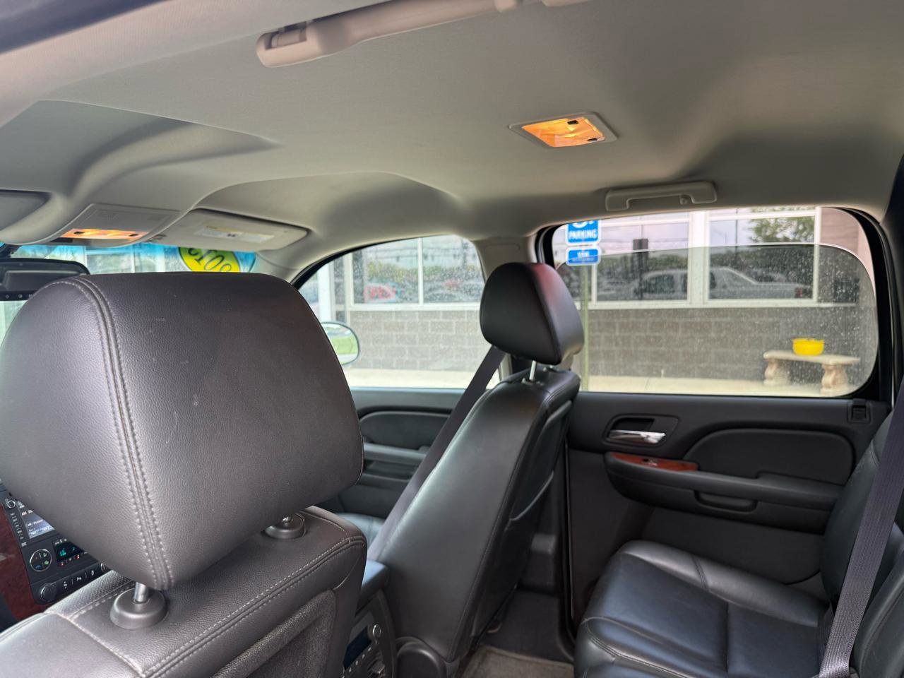 Used 2013 Chevrolet Avalanche LTZ AWD/4WD image 10
