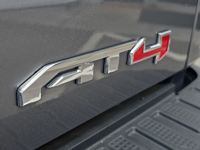 Used 2021 GMC Sierra 1500 AT4 w/ AT4 Preferred Package AWD/4WD image 10
