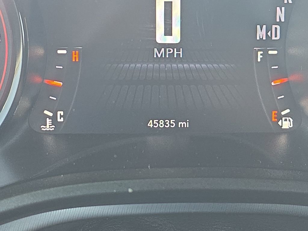 Used 2020 Dodge Challenger SXT w/ Blacktop Package RWD image 11