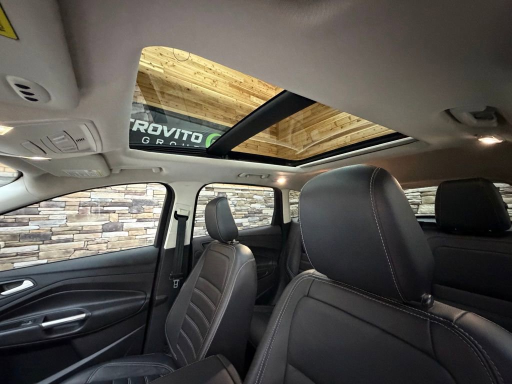 Used 2018 Ford Escape Titanium w/ Ford Safe & Smart Package AWD/4WD image 28