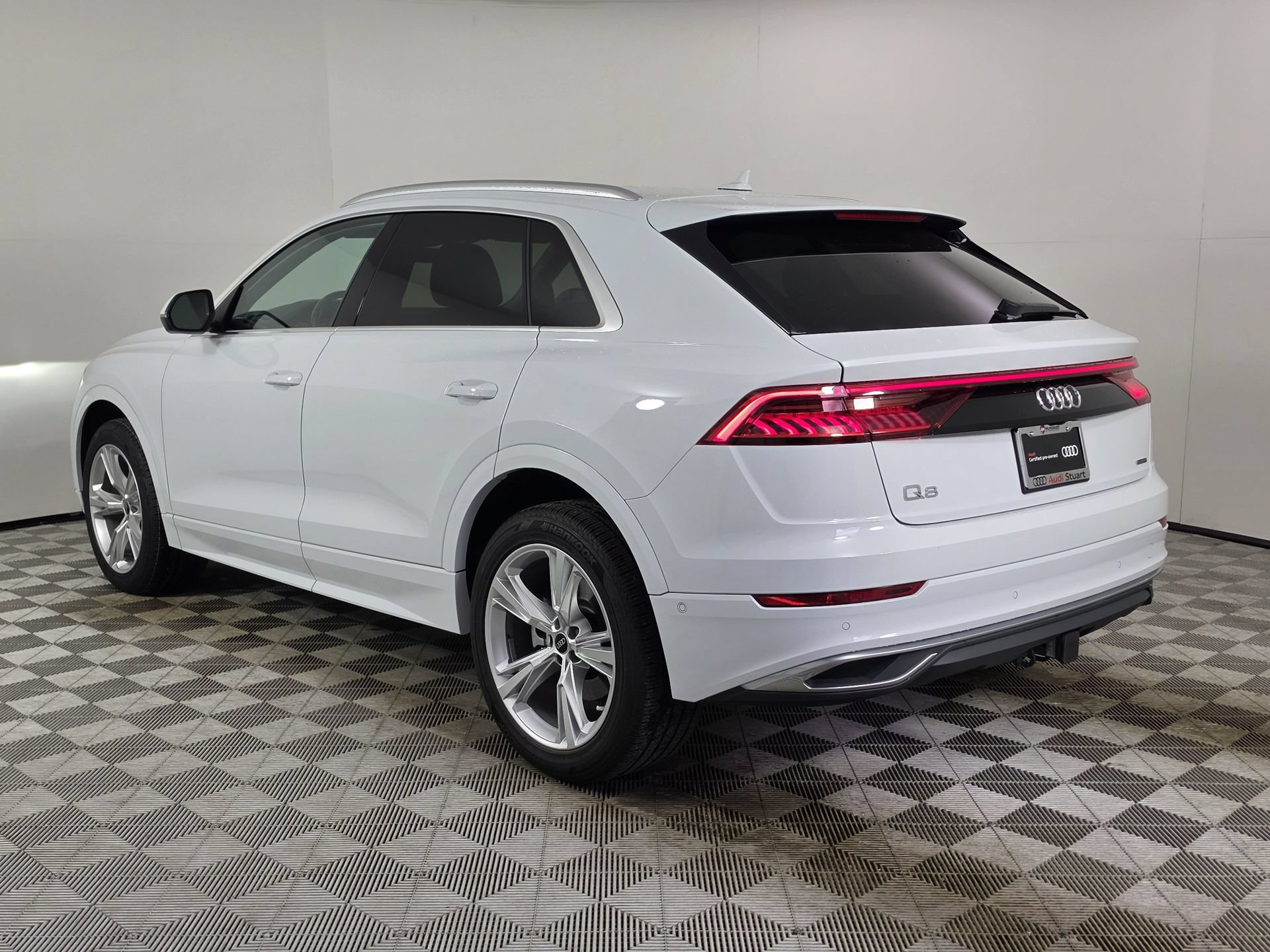 Certified 2023 Audi Q8 Premium Plus AWD/4WD image 42