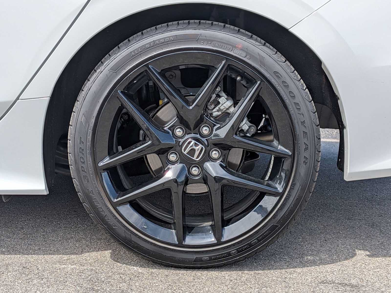 Used 2024 Honda Civic Sport image 14