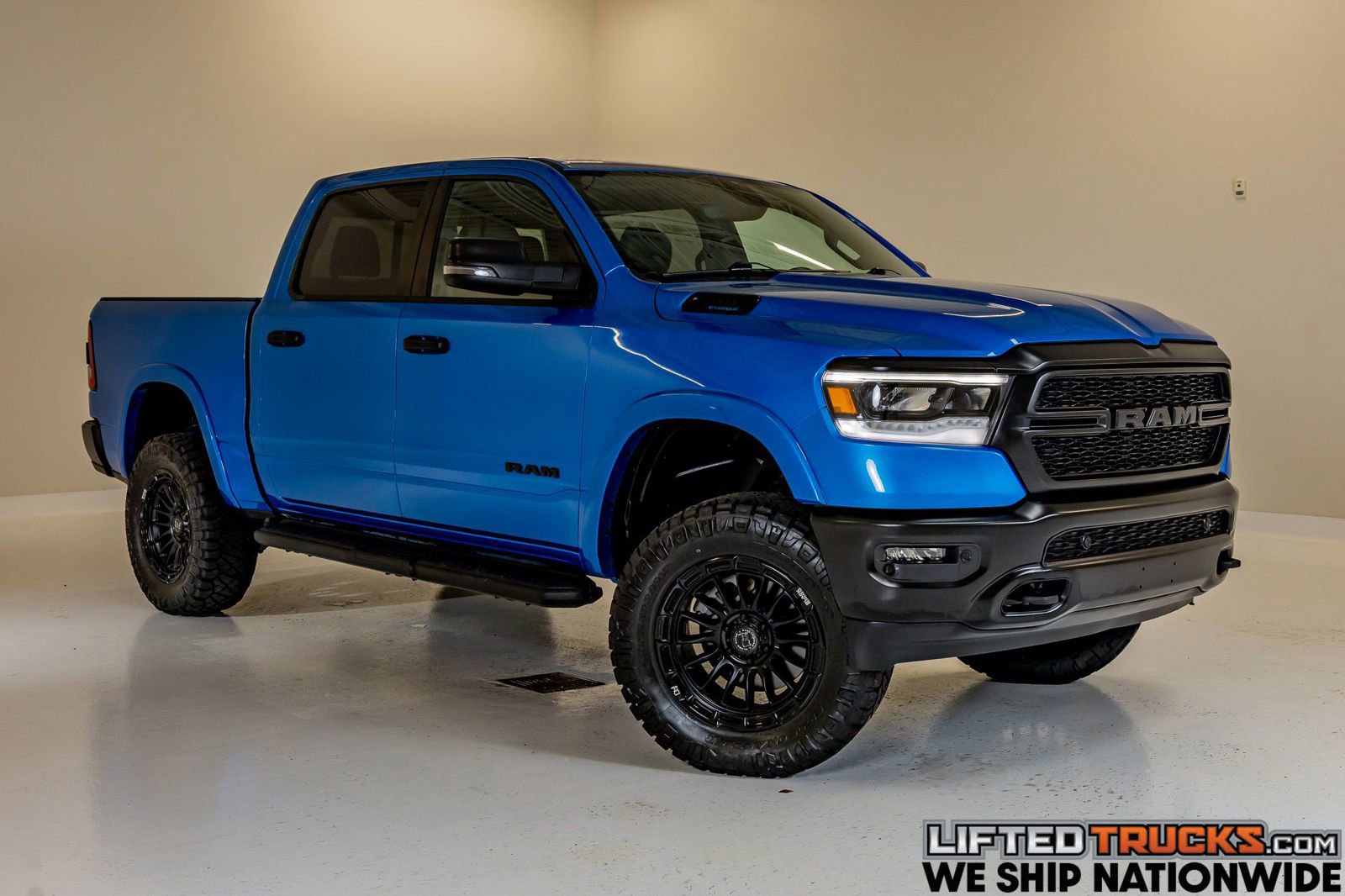 Used 2023 RAM 1500 Big Horn AWD/4WD image 1