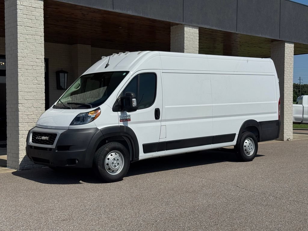 Used 2022 RAM ProMaster 3500 w/ Convenience Group FWD image 4