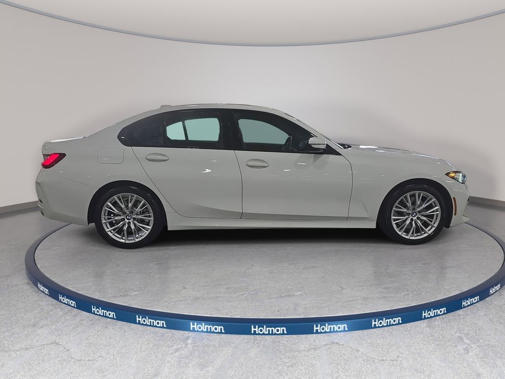 Used 2023 BMW 330i Sedan w/ Convenience Package RWD image 5