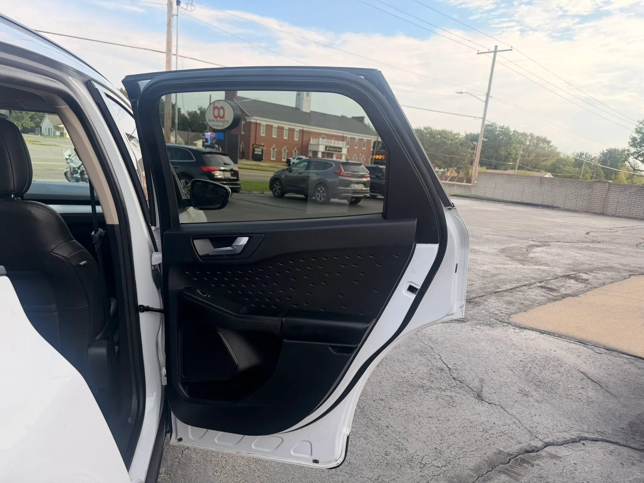 Used 2020 Ford Escape SEL AWD/4WD image 24