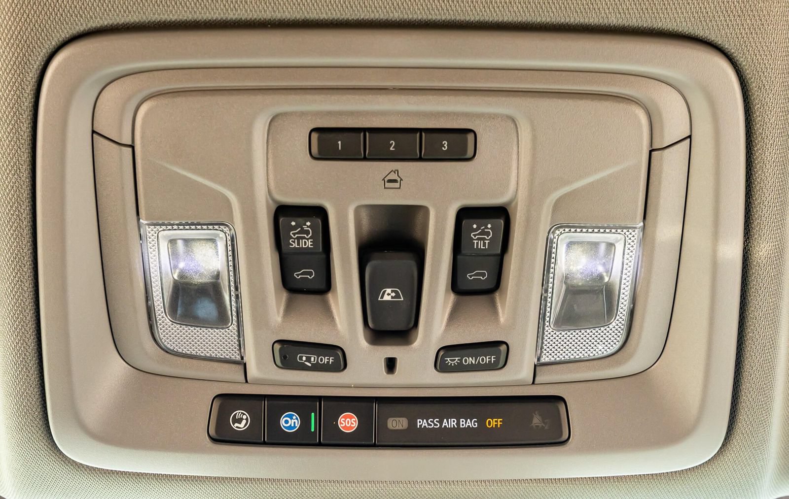 Used 2025 Chevrolet Silverado 1500 LT Trail Boss w/ Convenience Package II AWD/4WD image 29