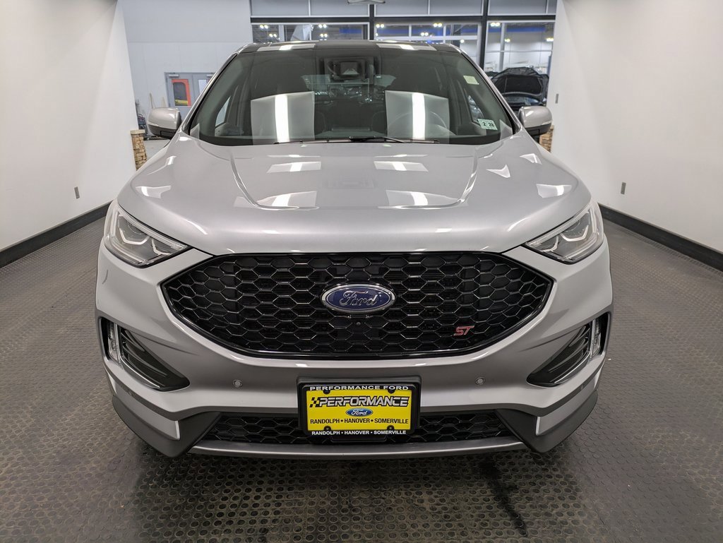 Used 2022 Ford Edge ST w/ Equipment Group 401A image 2