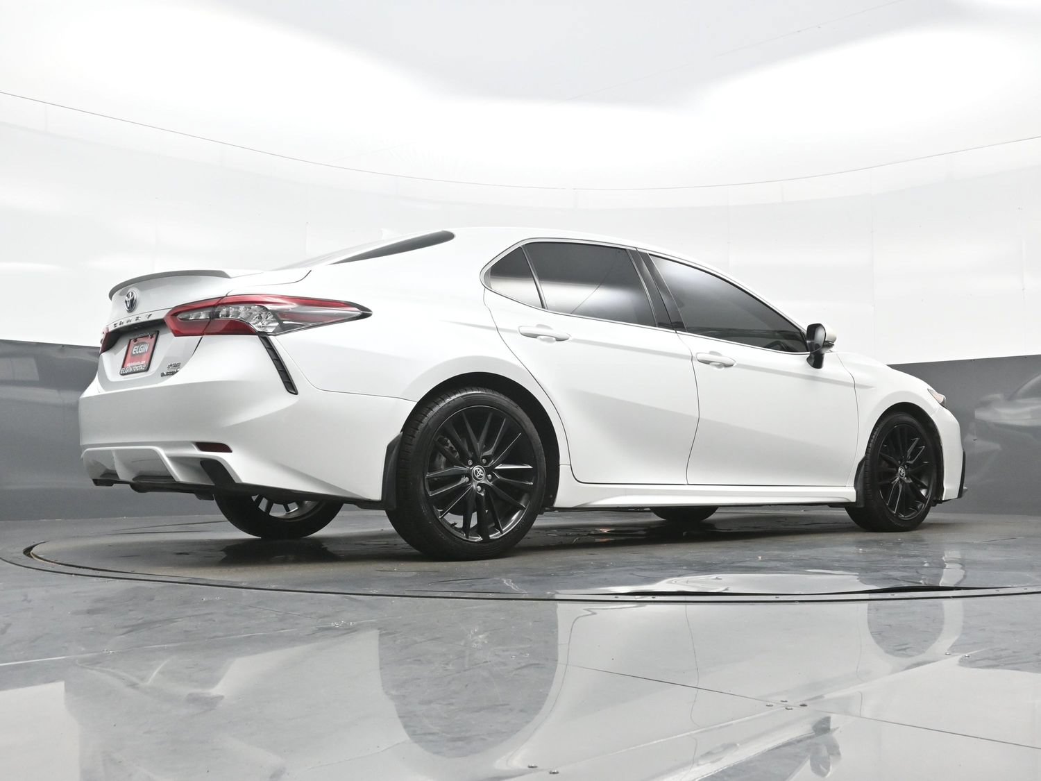 Used 2022 Toyota Camry XSE w/ Cold Weather Package FWD image 34