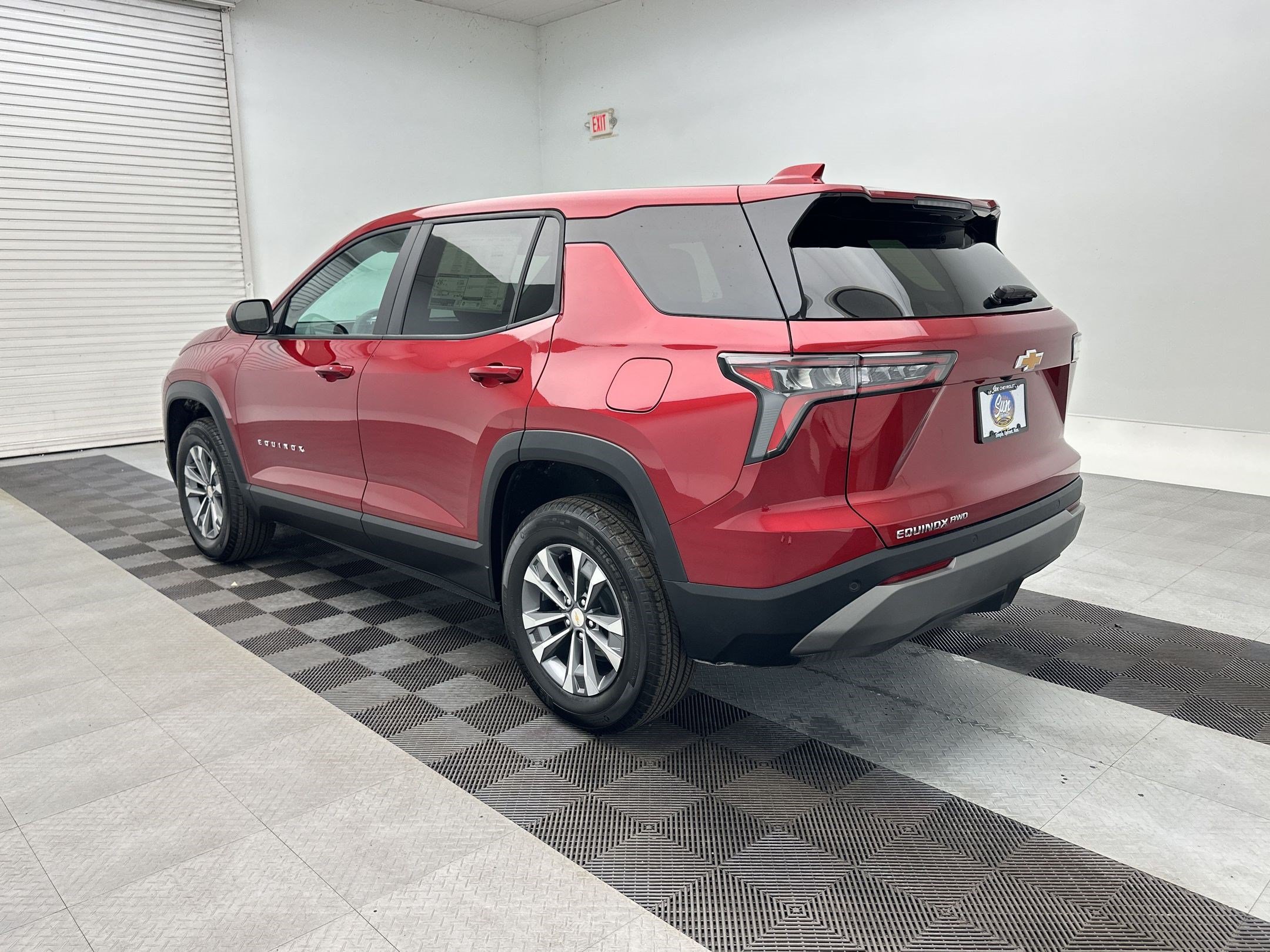 New 2027 Chevrolet Equinox LT AWD/4WD image 3