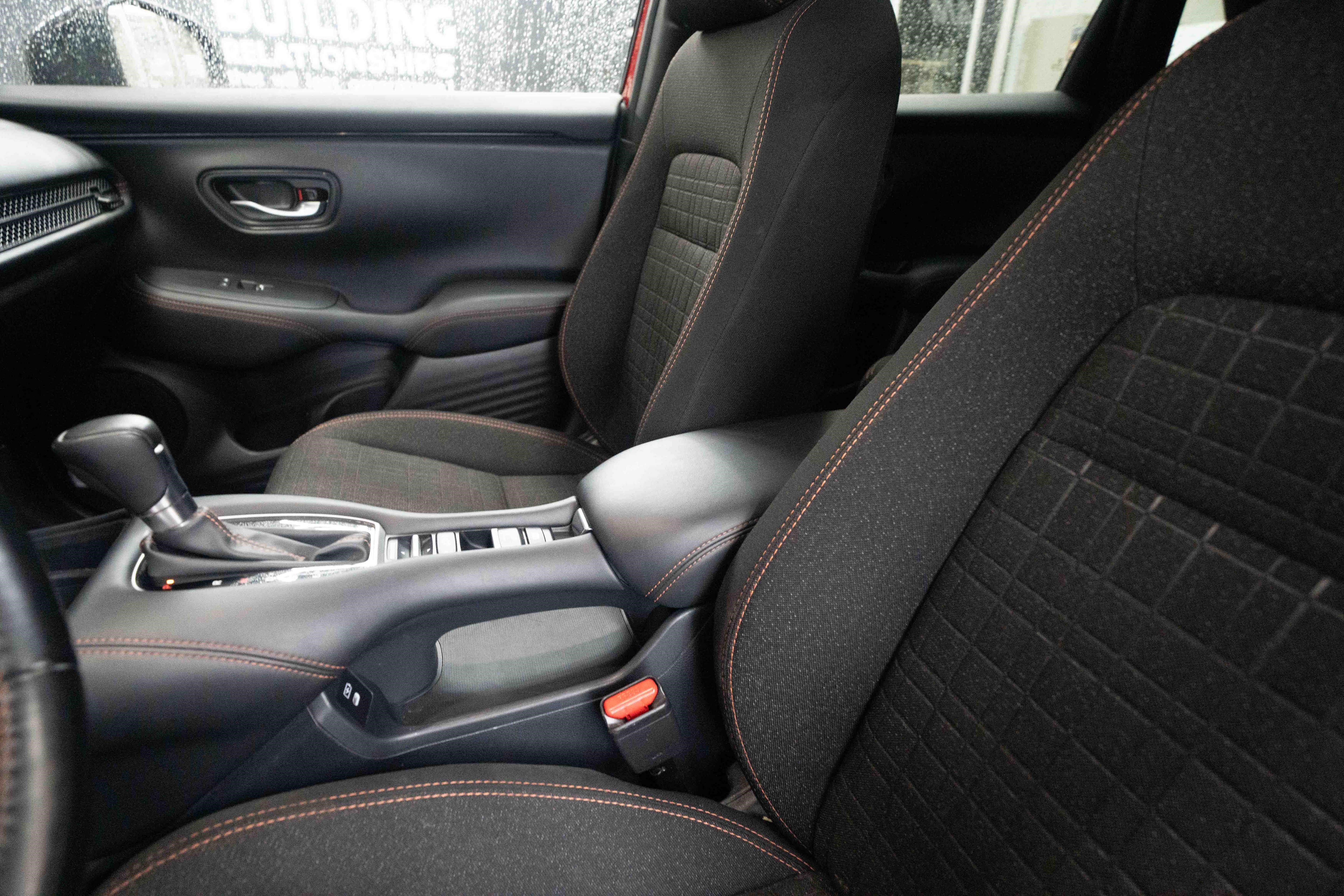 Used 2025 Honda HR-V Sport image 10