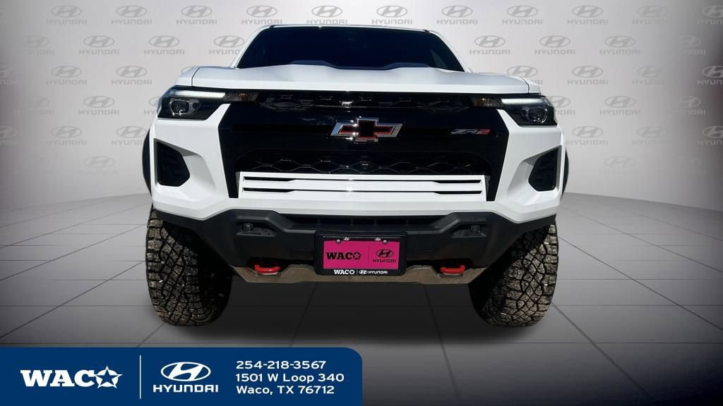 Used 2025 Chevrolet Colorado ZR2 w/ Technology Package image 2