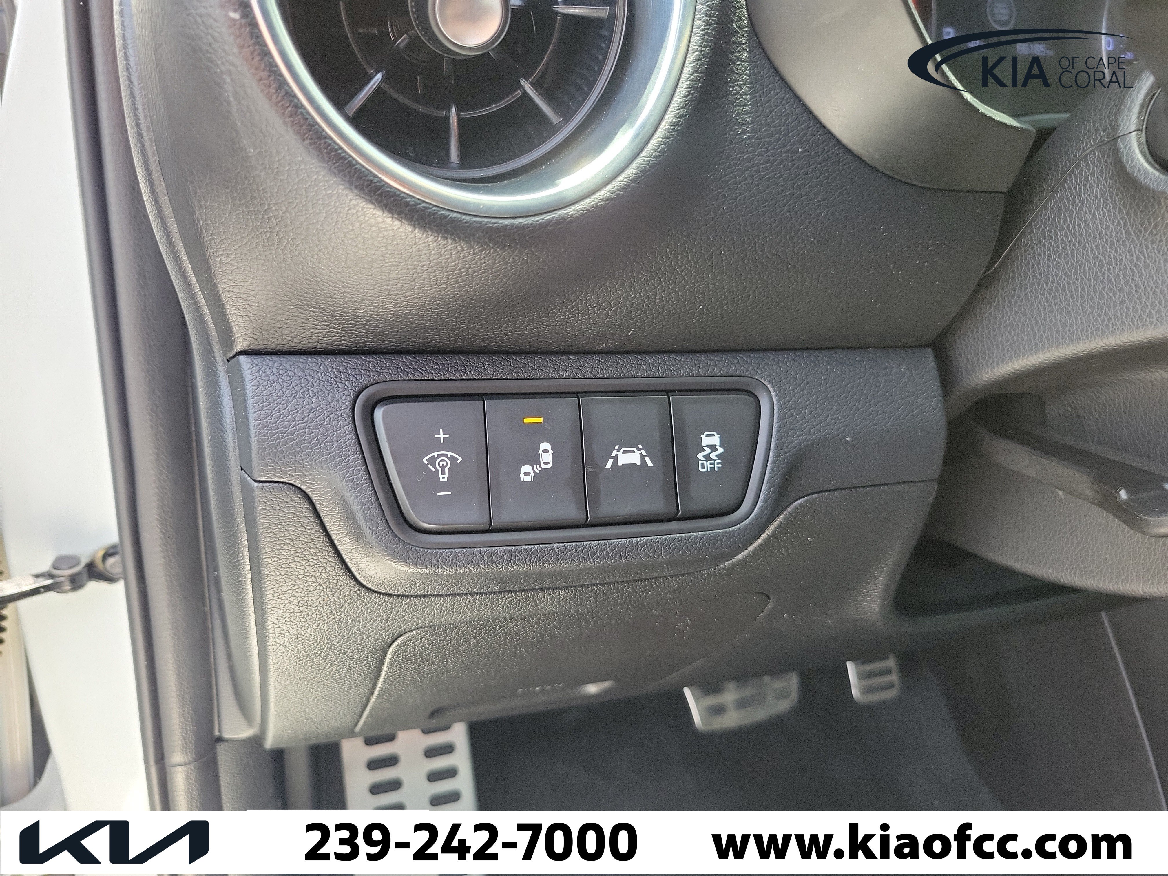Used 2021 Kia Forte GT-Line FWD image 22