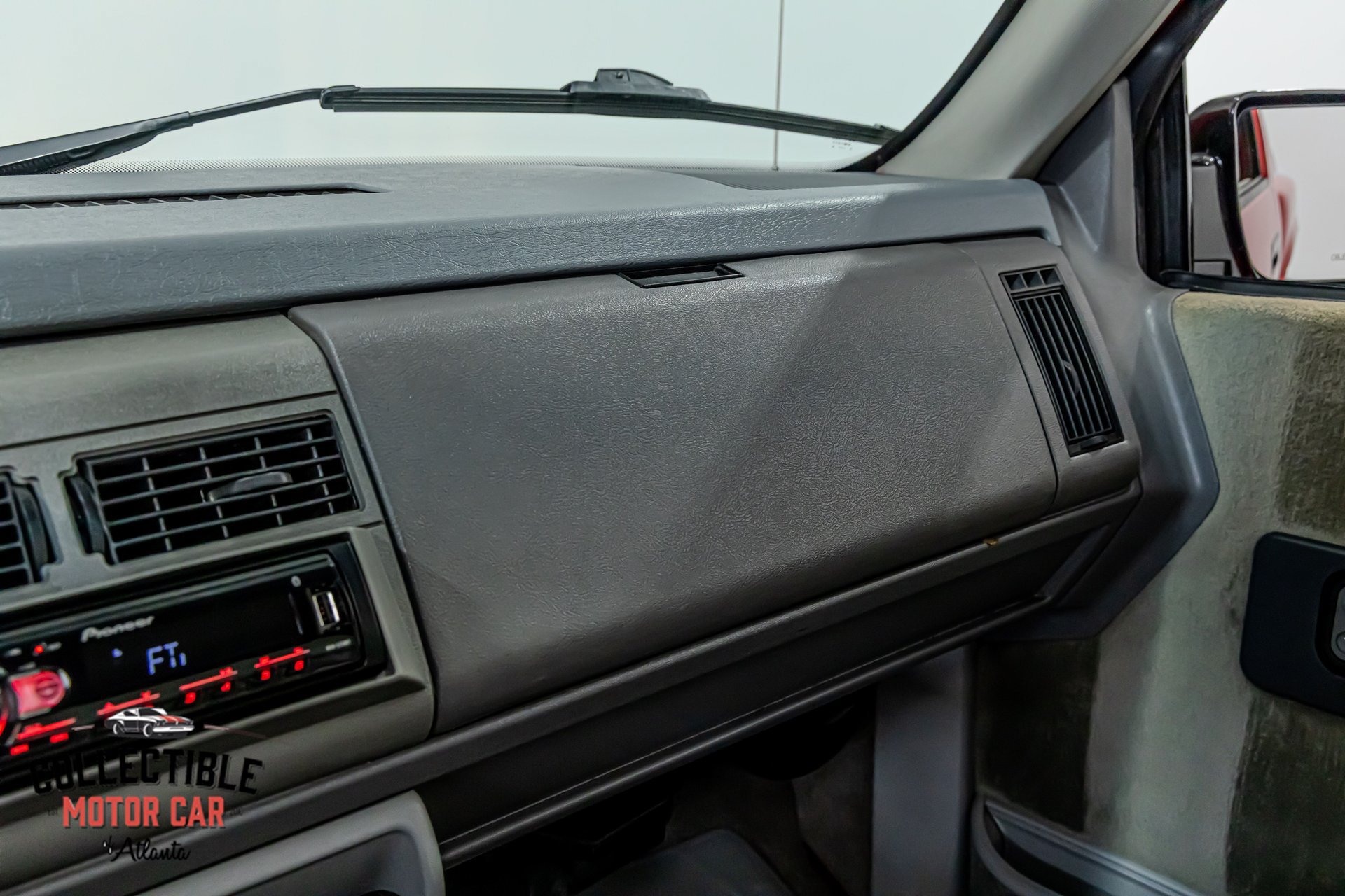 Used 1992 Chevrolet Silverado 1500 2WD Regular Cab image 74