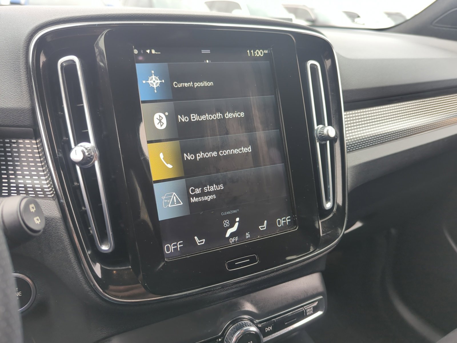 Used 2021 Volvo XC40 T5 R-Design w/ Climate Package image 26