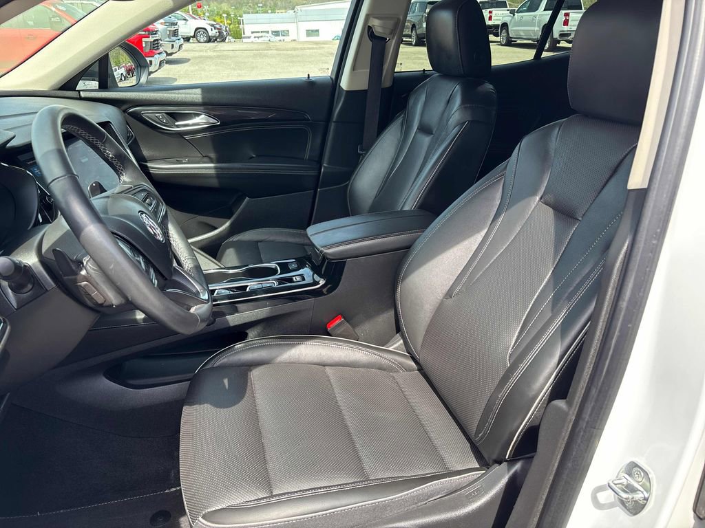 Used 2021 Buick Envision Essence w/ Sport Touring Package FWD image 12