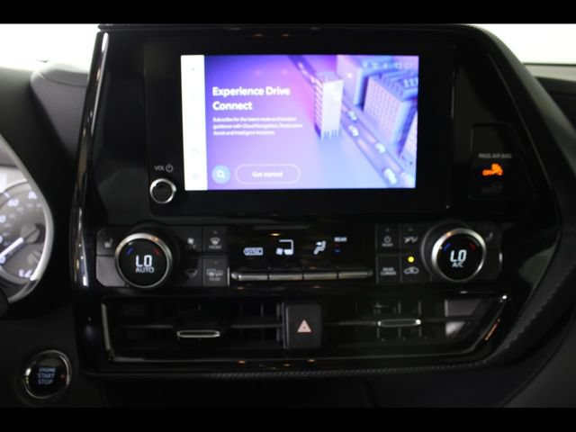 Used 2023 Toyota Highlander XSE AWD/4WD image 24