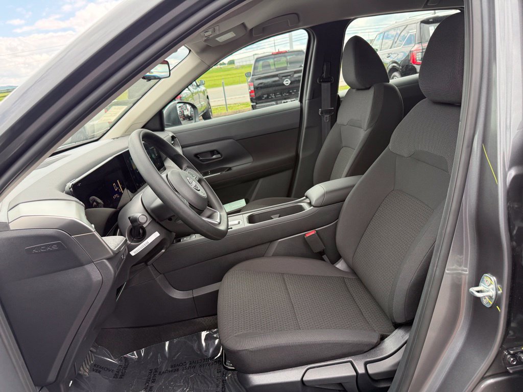 New 2026 Nissan Kicks S FWD image 4