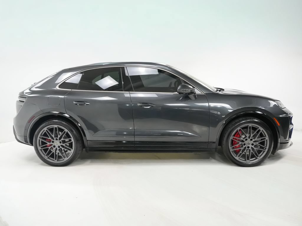 Used 2024 Porsche Macan Turbo Electric AWD/4WD image 10