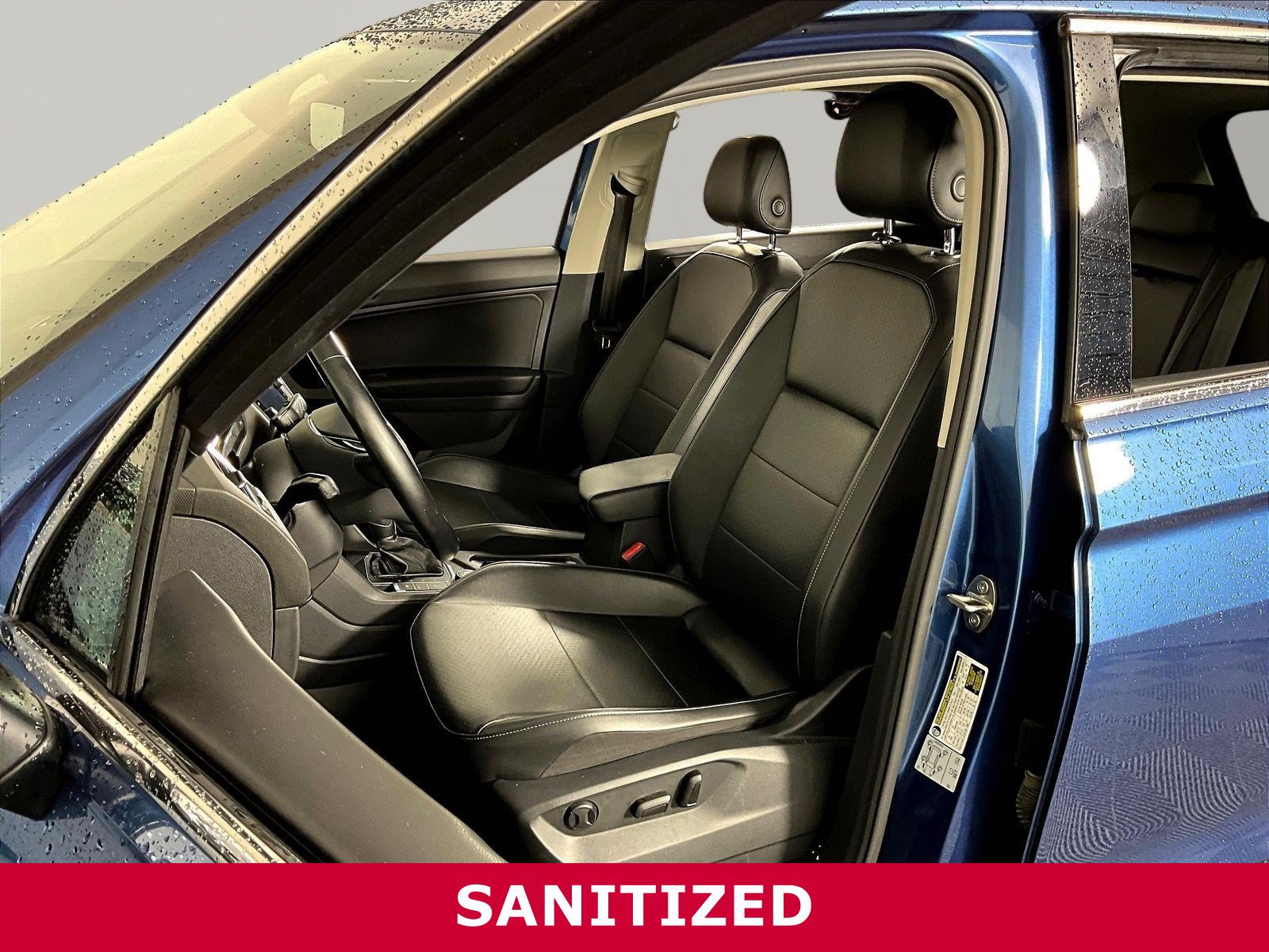 Used 2018 Volkswagen Tiguan SEL AWD/4WD image 21