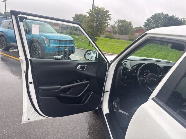 Certified 2021 Kia Soul EX FWD image 13