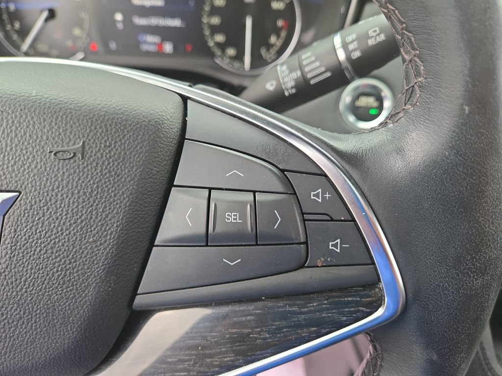 Certified 2023 Cadillac XT5 Premium Luxury AWD/4WD image 19