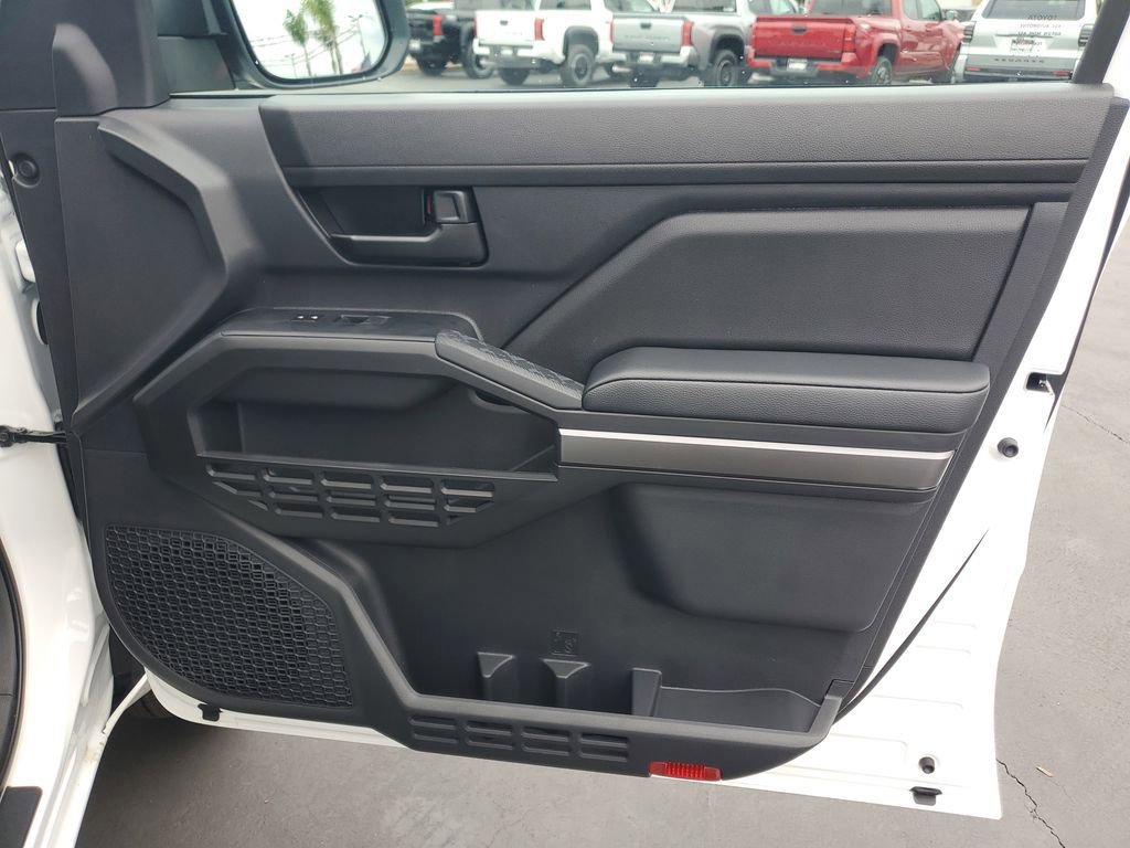 New 2026 Toyota Tacoma SR5 image 31