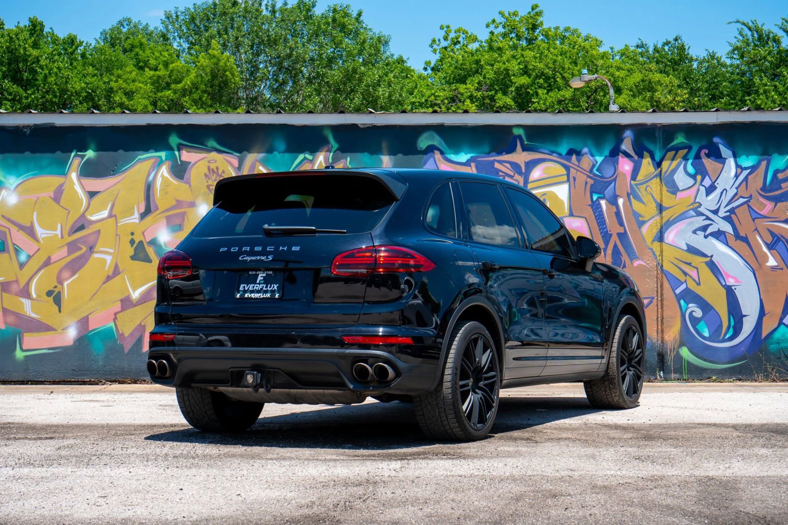 Used 2015 Porsche Cayenne S AWD/4WD image 10