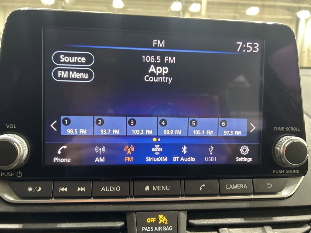 Used 2021 Nissan Altima 2.5 SV w/ SV Premium Package image 12