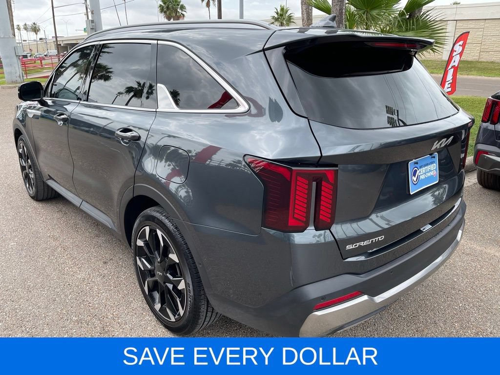 Used 2025 Kia Sorento SX FWD image 4