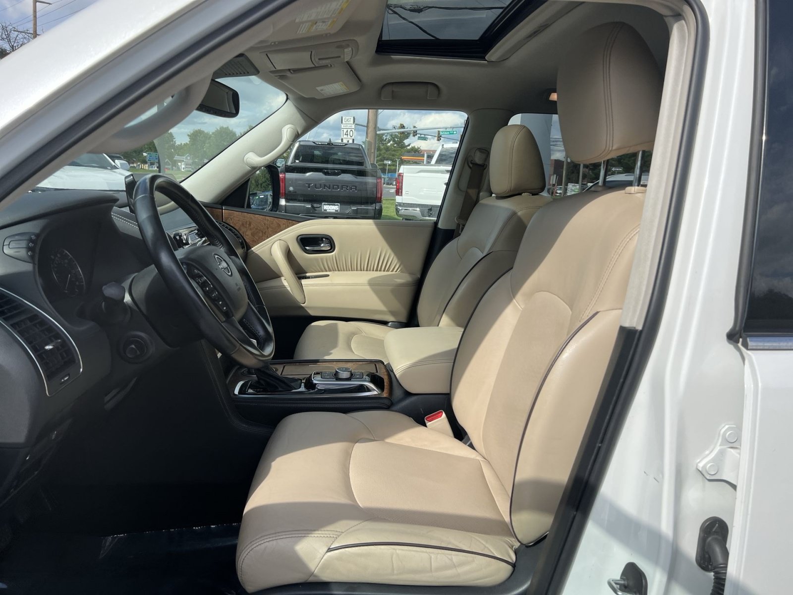 Used 2022 Nissan Armada SL AWD/4WD image 13