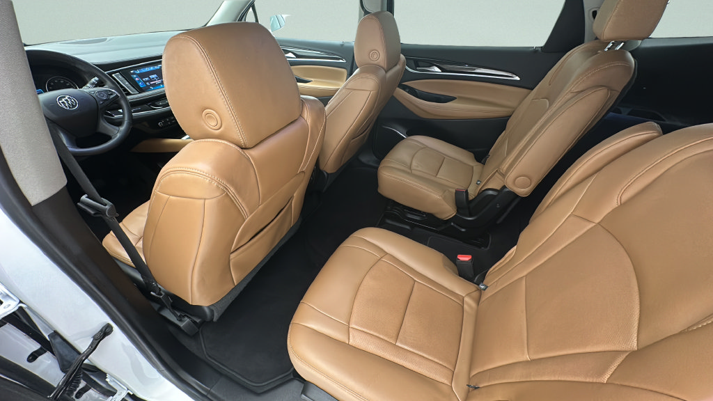 Used 2019 Buick Enclave Essence AWD/4WD image 10