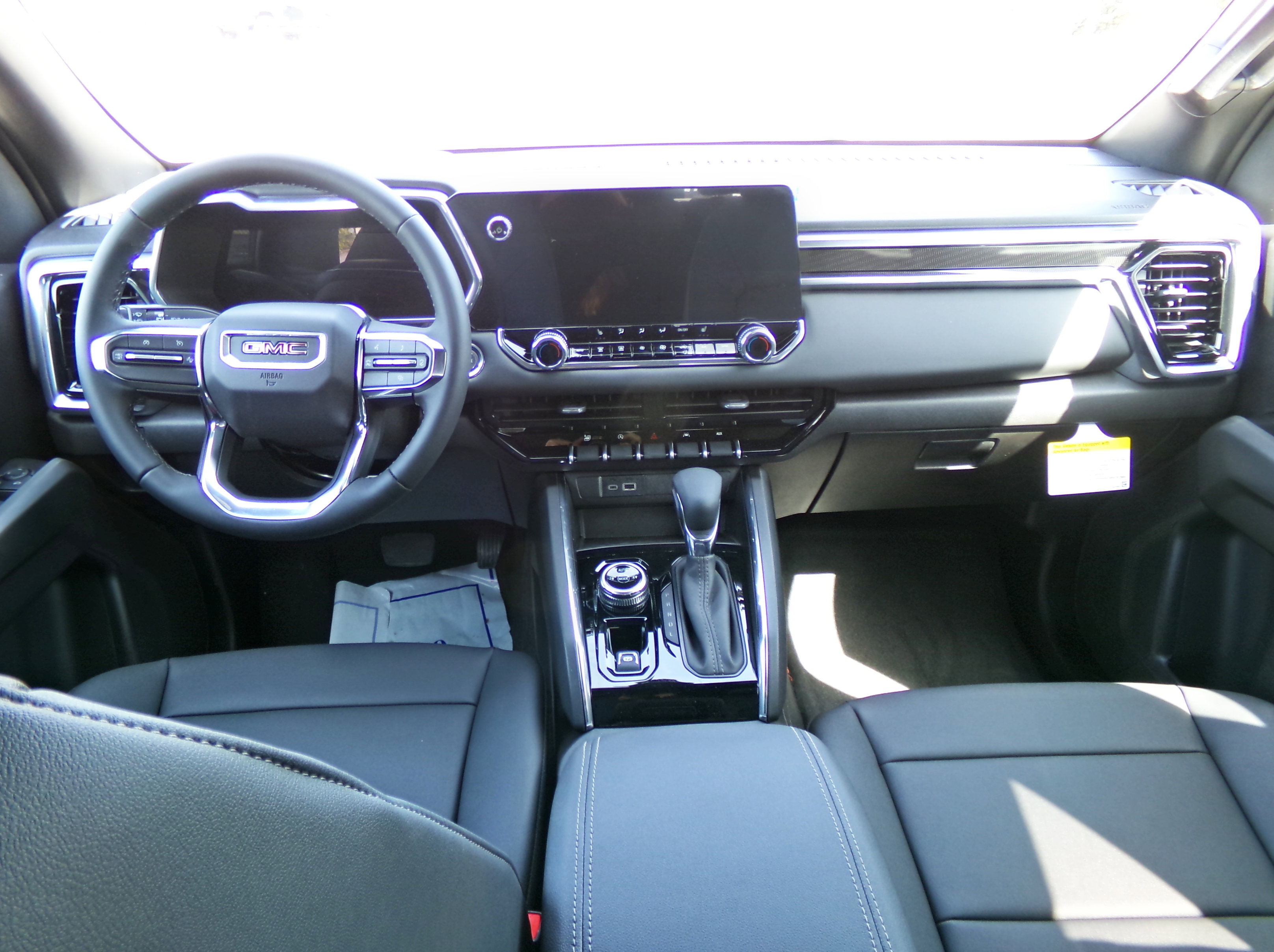 New 2026 GMC Canyon Elevation w/ Convenience Package image 7