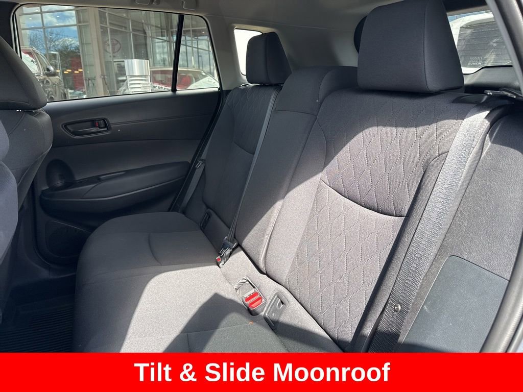 Used 2023 Toyota Corolla Cross LE w/ Moonroof Package image 15