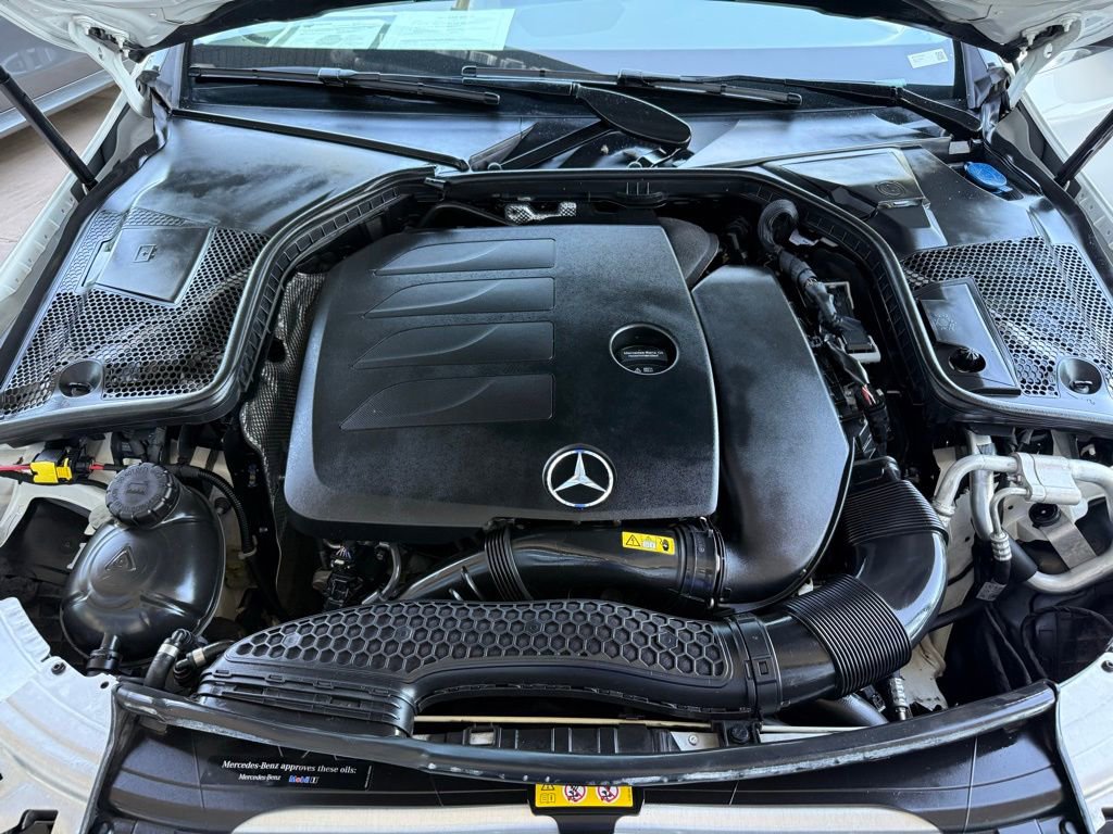 Used 2019 Mercedes-Benz C 300 Sedan image 14