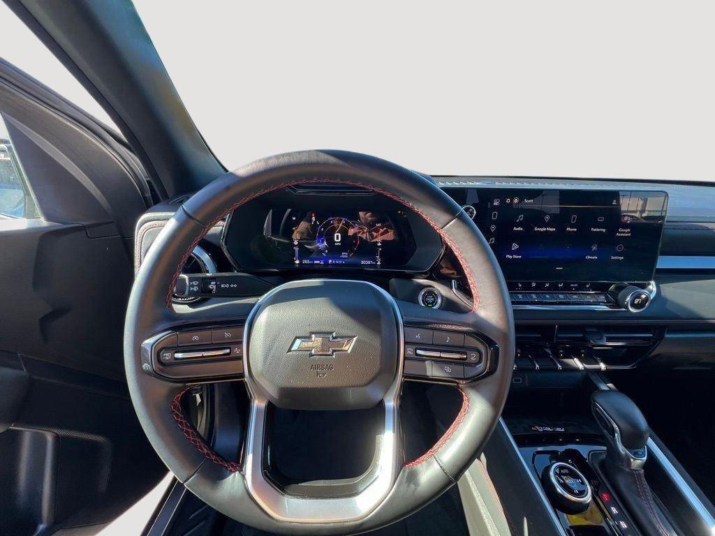 Used 2023 Chevrolet Colorado Z71 w/ Z71 Convenience Package 2 image 38