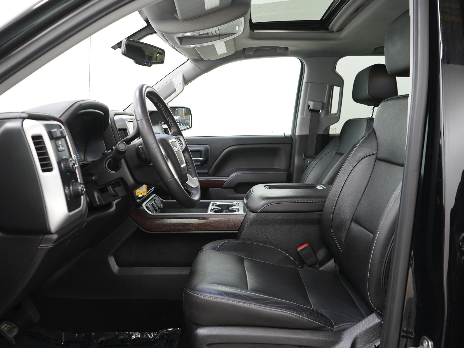 Used 2018 GMC Sierra 1500 SLT w/ SLT Premium Package AWD/4WD image 24