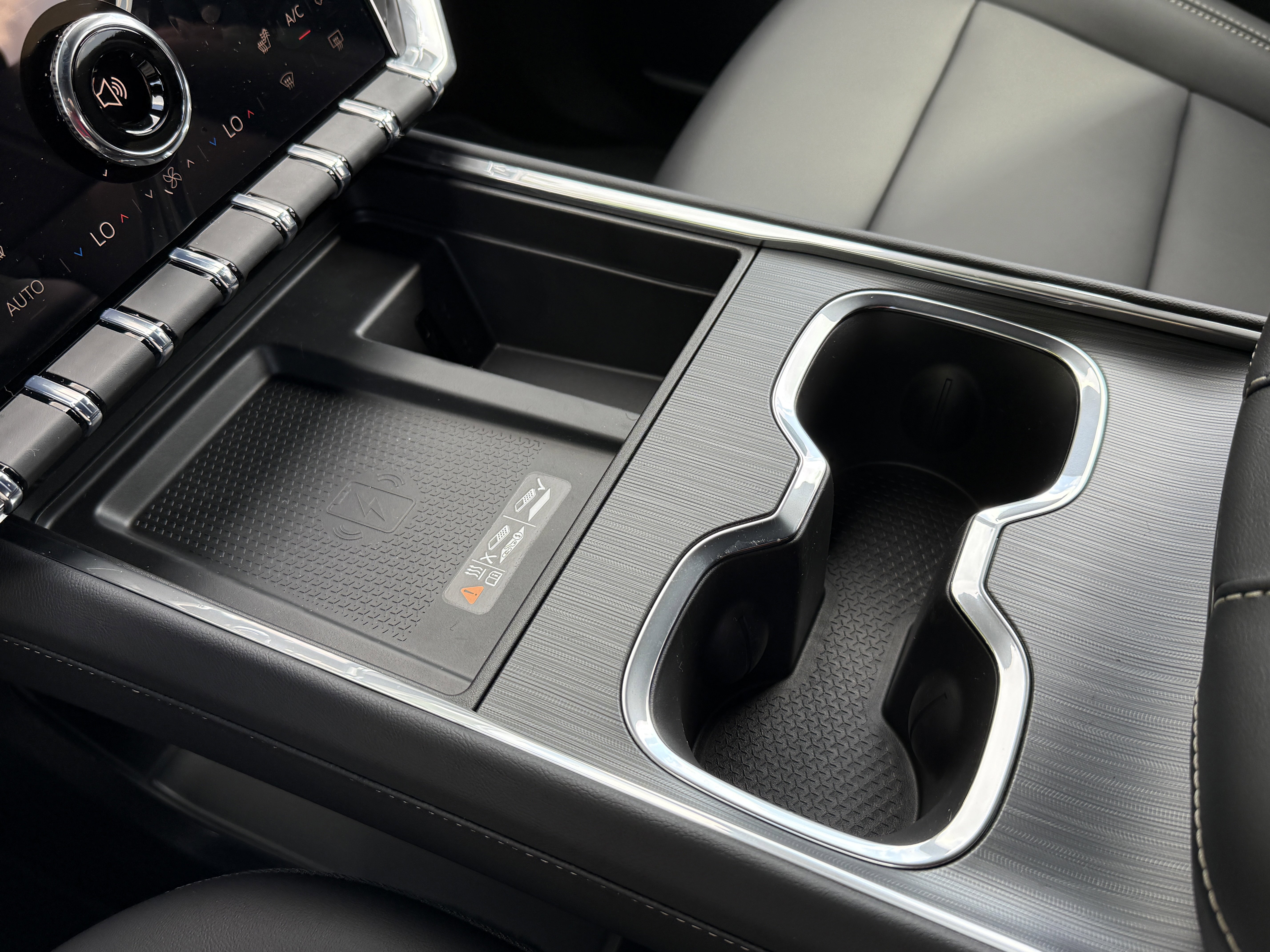 New 2026 GMC Acadia Elevation w/ Black Edition image 27