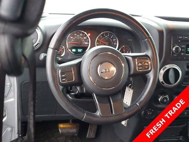 Used 2018 Jeep Wrangler Unlimited Sahara image 11