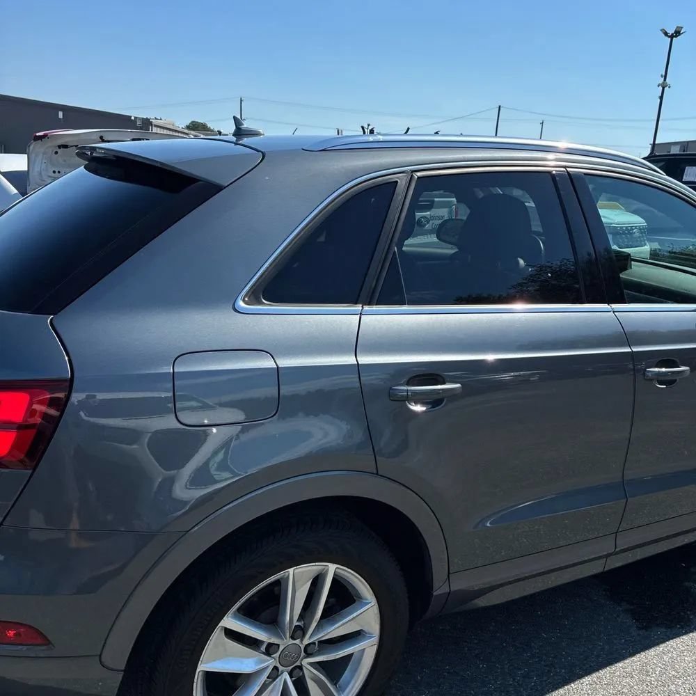 Used 2017 Audi Q3 2.0T Premium Plus w/ Premium Plus Package AWD/4WD image 8